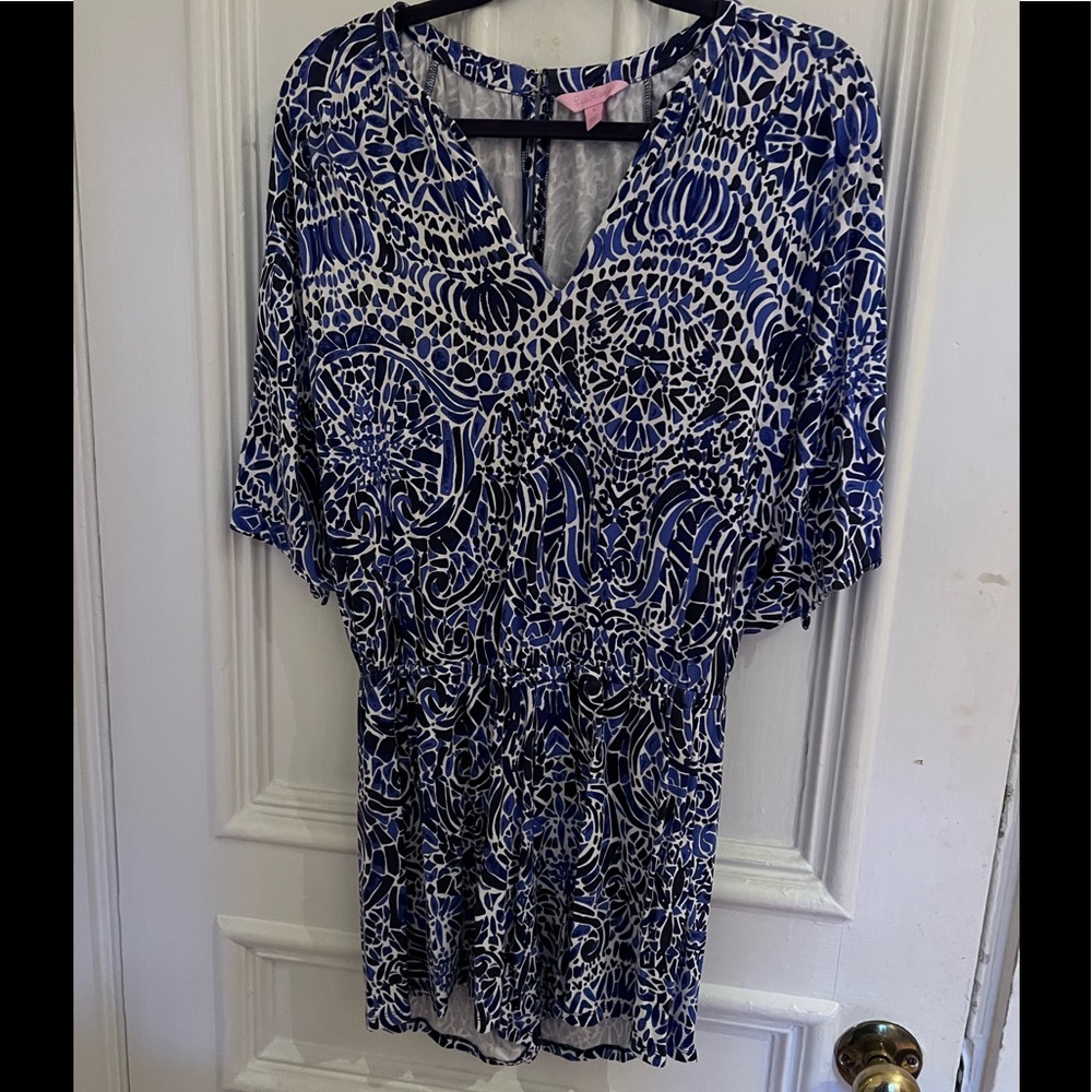 S Lilly Pulitzer Romper V neck 3/4 open sleeves